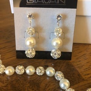 Bridal Earrings & Bracelet